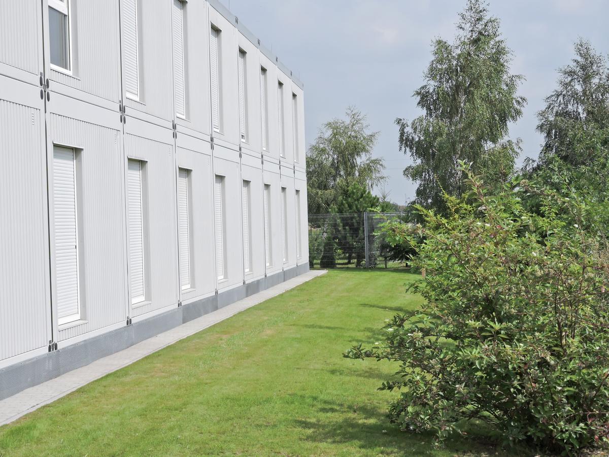 Hostel Wrzesnia Exterior photo